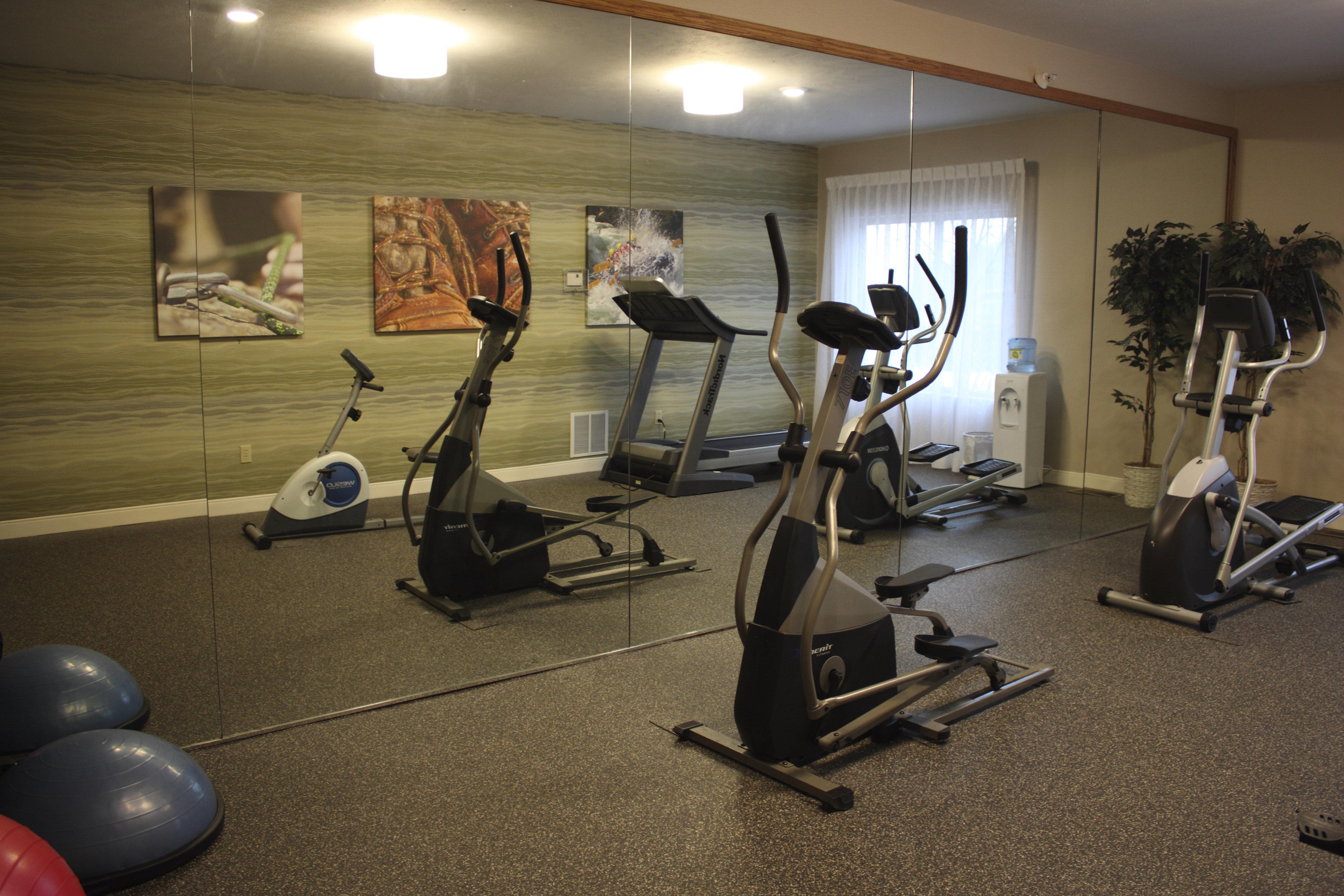 Holiday Inn Express Munising-Lakeview, An Ihg Hotel Zewnętrze zdjęcie