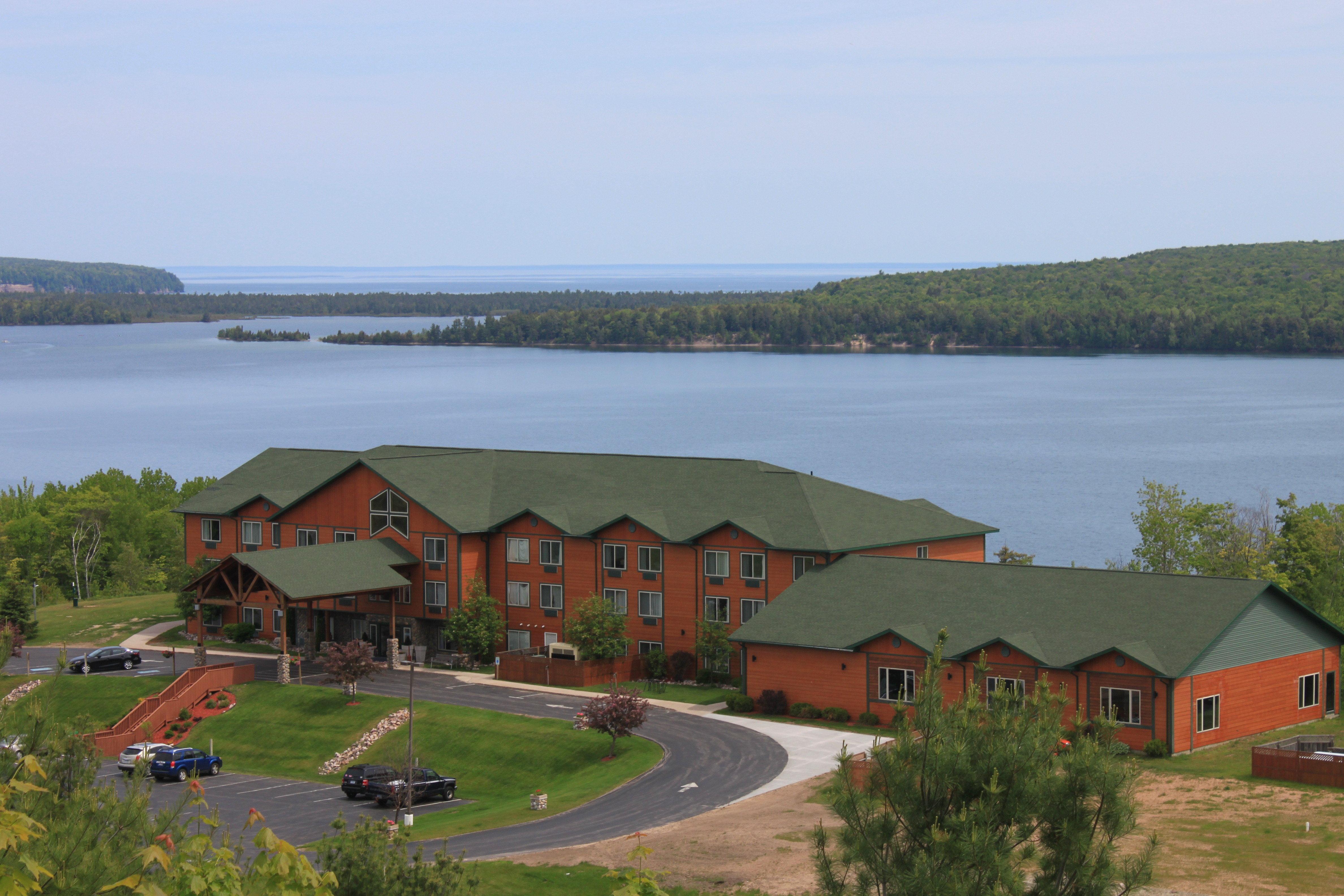 Holiday Inn Express Munising-Lakeview, An Ihg Hotel Zewnętrze zdjęcie
