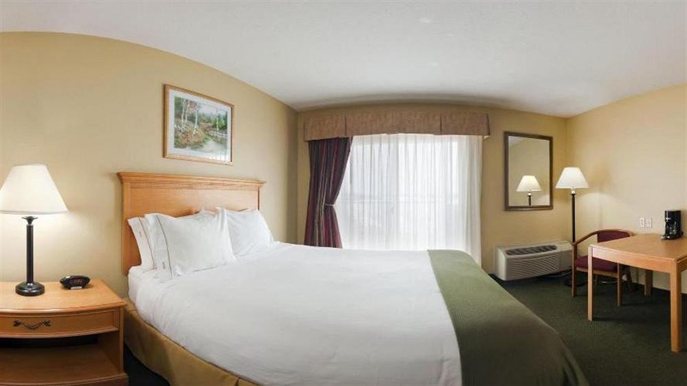 Holiday Inn Express Munising-Lakeview, An Ihg Hotel Zewnętrze zdjęcie