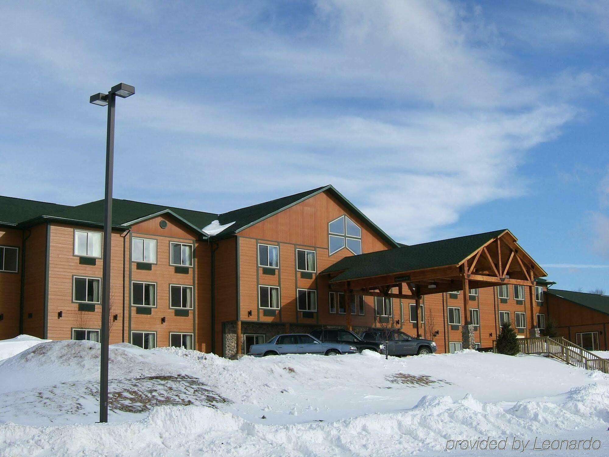 Holiday Inn Express Munising-Lakeview, An Ihg Hotel Zewnętrze zdjęcie