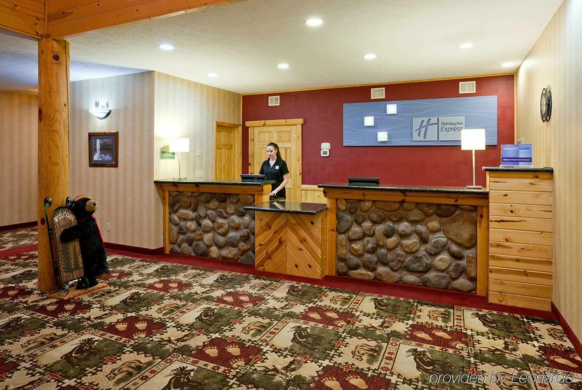 Holiday Inn Express Munising-Lakeview, An Ihg Hotel Wnętrze zdjęcie