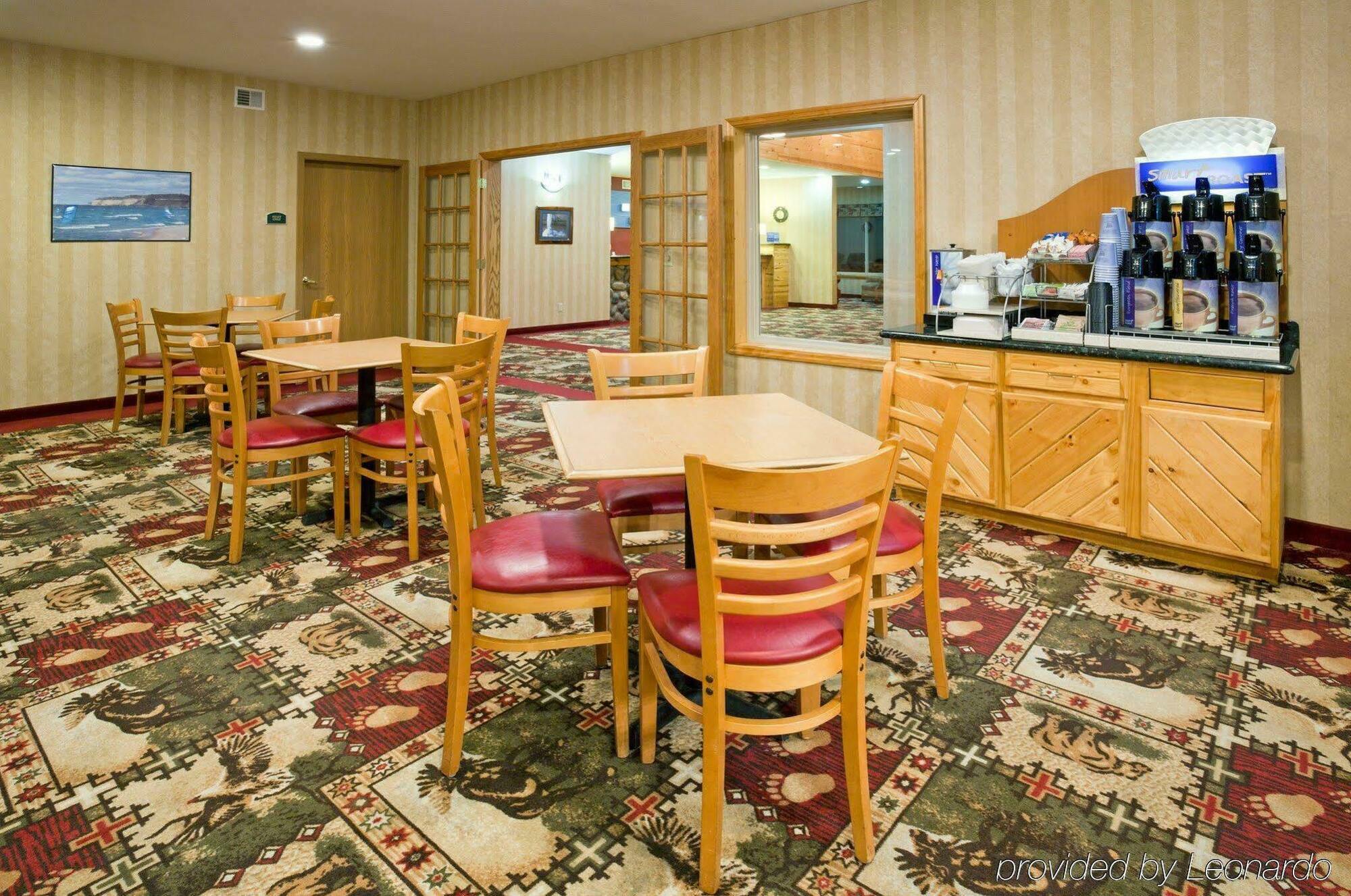 Holiday Inn Express Munising-Lakeview, An Ihg Hotel Restauracja zdjęcie